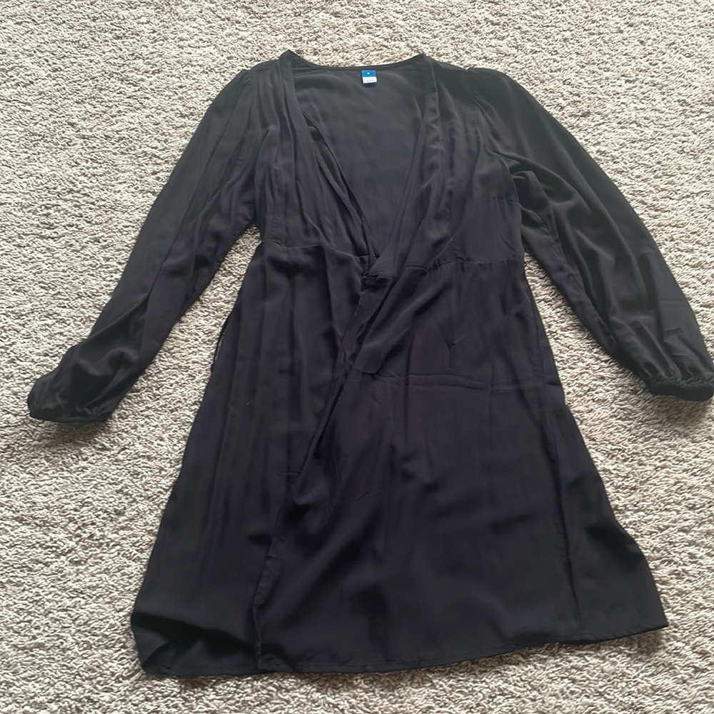 Small. Old Navy wrap dress